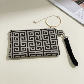 Wristlet woven meander black